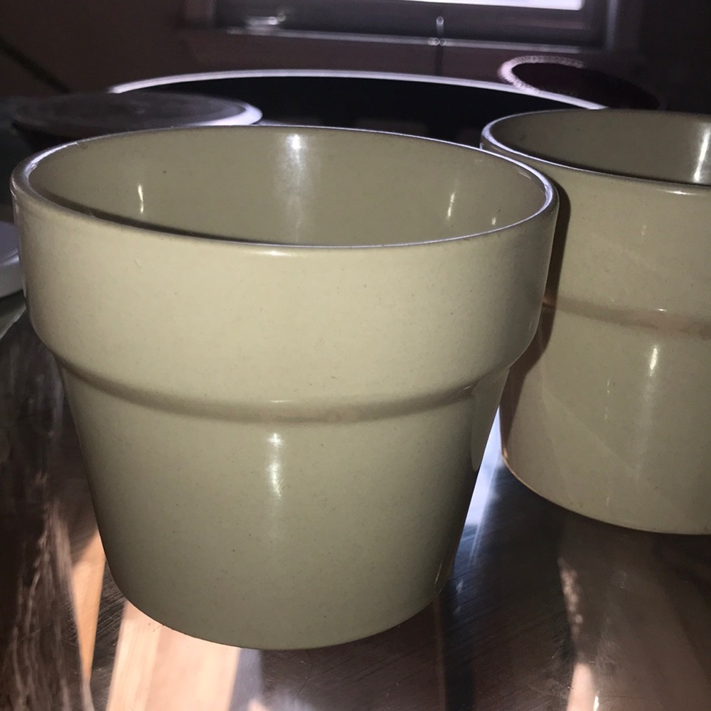 Flower pots - Picture 3 of 8